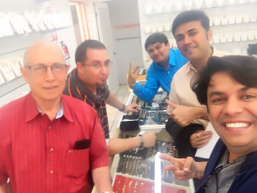 A Milestone Visit: Niraj Choksi, Vishal Choksi, and Deven Choksi at Fantasy World Jewelry, Florida (2017)